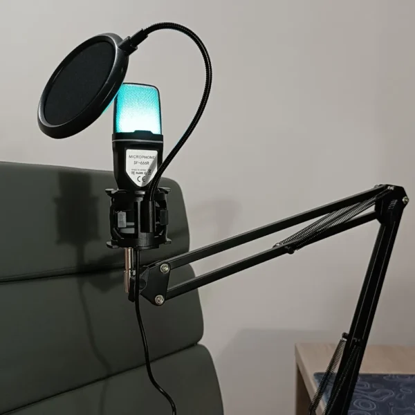 SF666R USB Microphone + Adjustable Microphone Stand Combo – RGB Plug-and-Play Mic with Pop Filter & Stand for Streaming & Gaming
