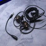 GM5 Wired Earphones – Detachable Microphone, In-Ear Design, Wired, Gaming & Daily Use (Black) - Image 2